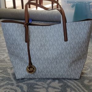 Michael Kors tote bag
